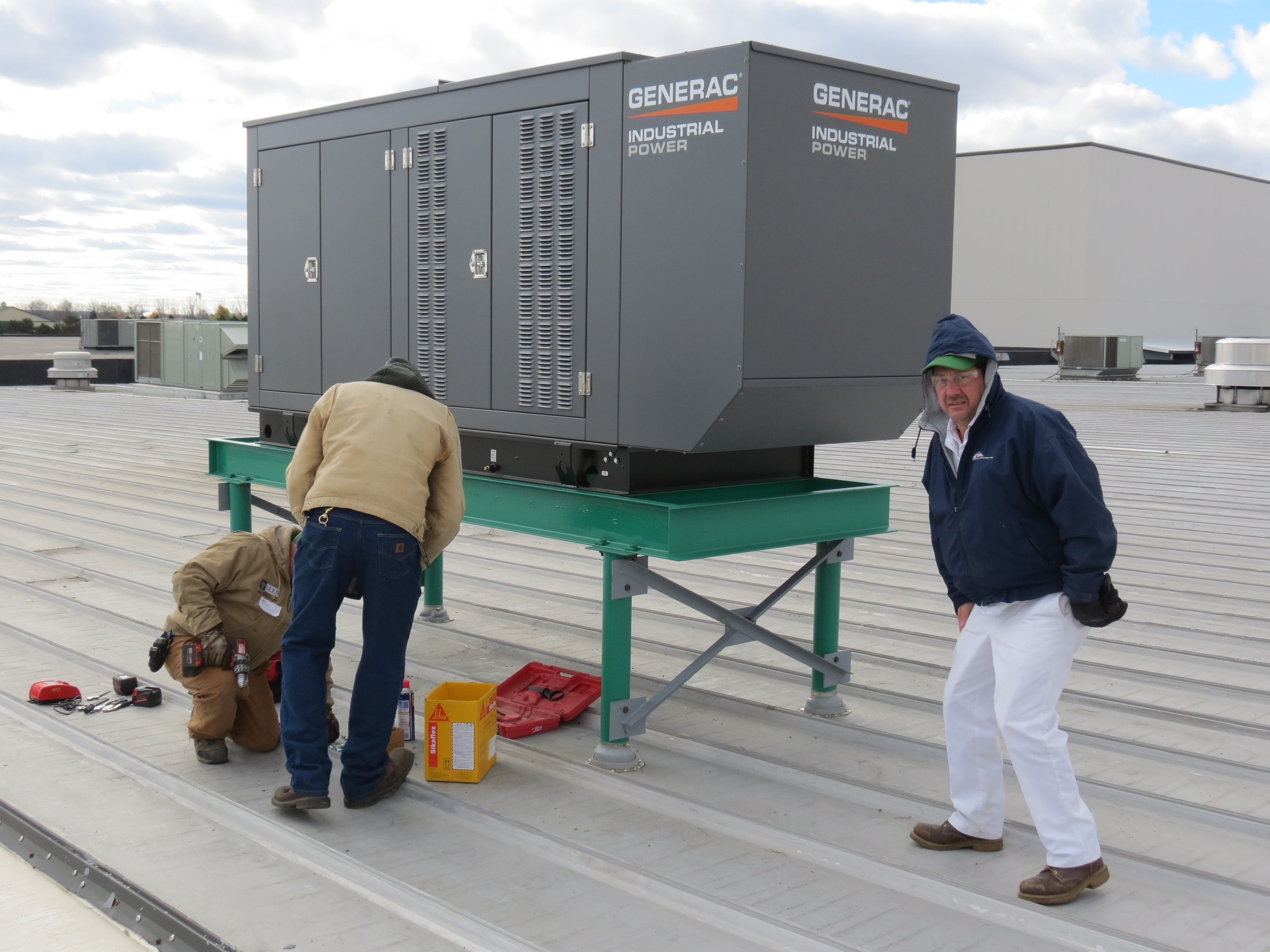 Roof mount / Manufacturing facility